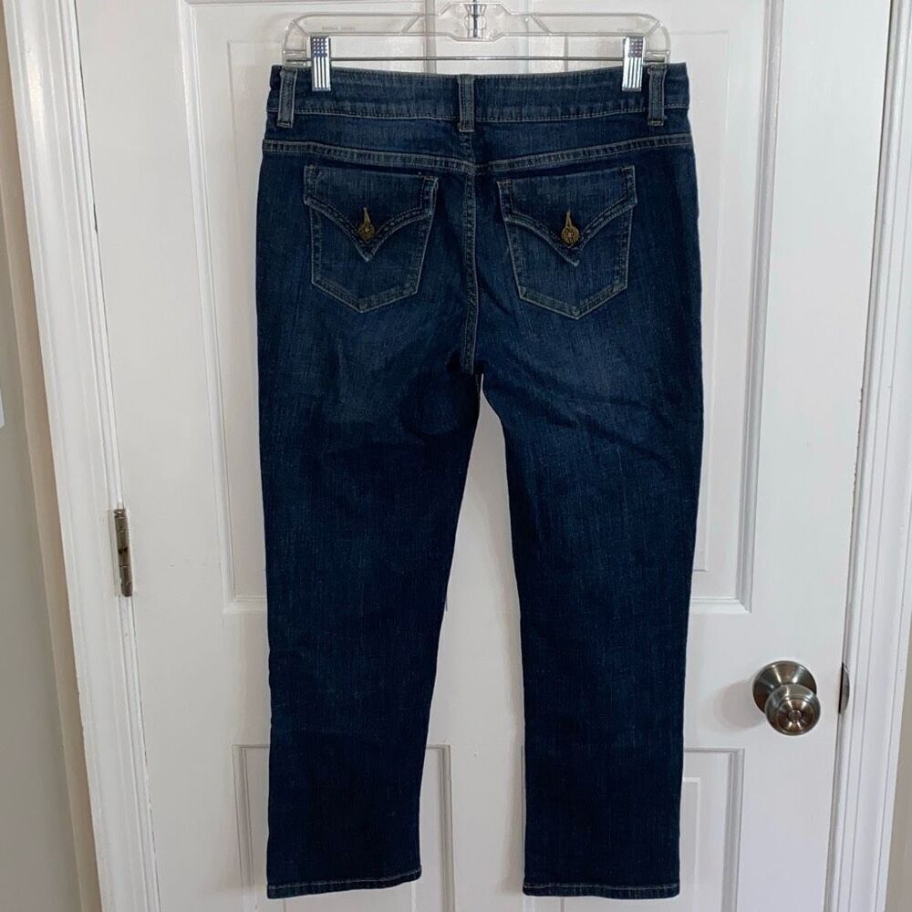 Simply Vera cropped jeans with buttoned back pockets size 6